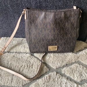 Michael Kors crossbody